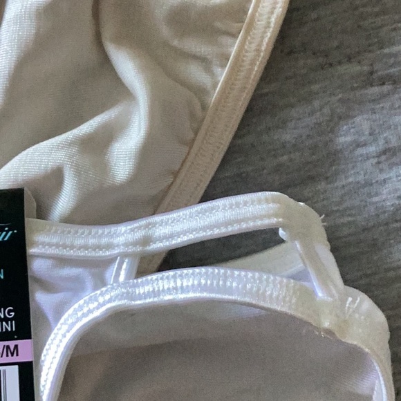 Vanity Fair Illumination String Bikini Bundle of 3 NWT - Picture 5 of 6